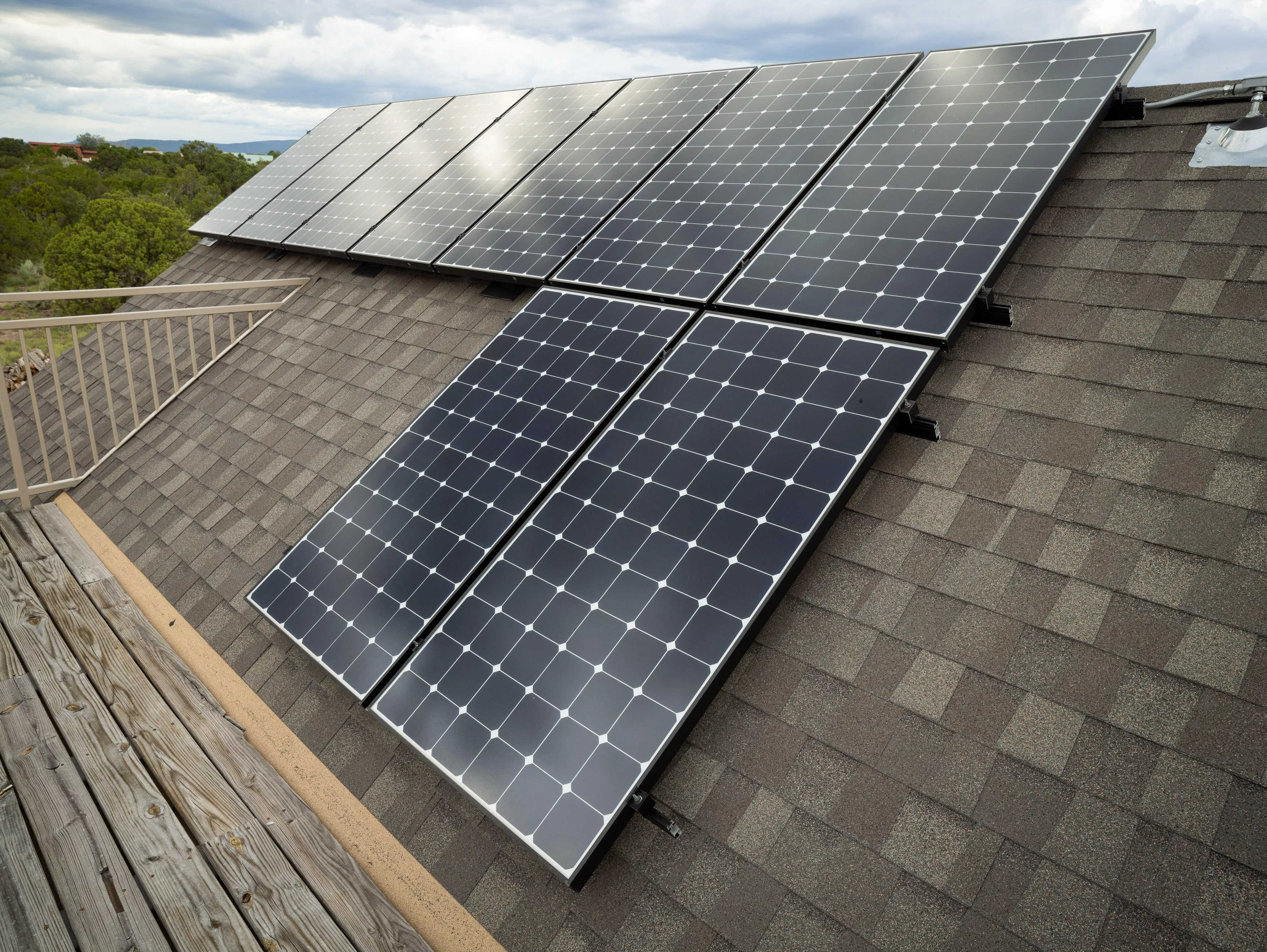 Güneş Enerji Sistemlerinin Fiyatlarını Etkileyen Faktörler Nelerdir?